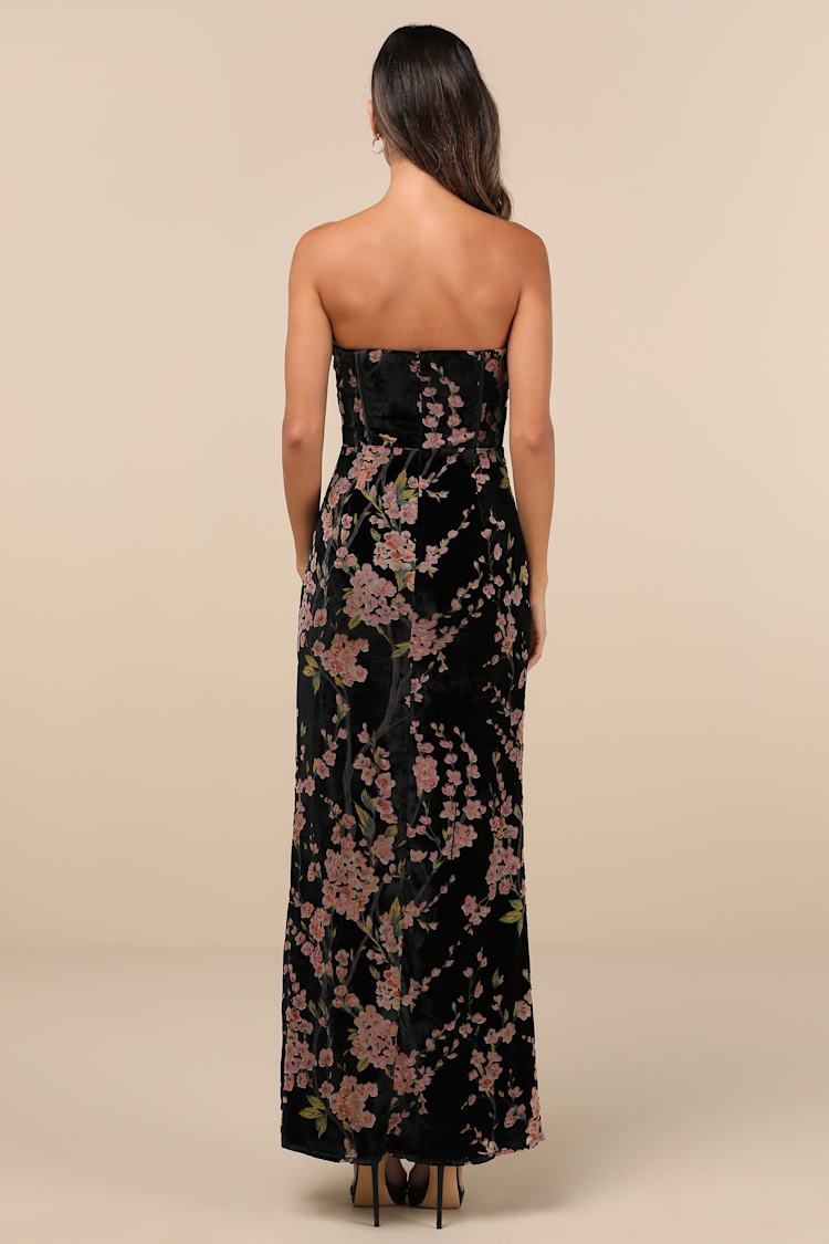 Cute Dresses, Tops, Shoes & Clothing for Women