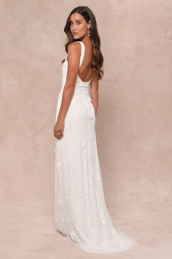 Extraordinary Glamour White 3D Floral Beaded Backless Maxi Dress 4