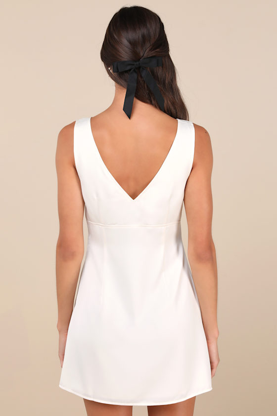 Motel Faradiba Ivory Satin Sleeveless Bow Mini Dress In Ivory