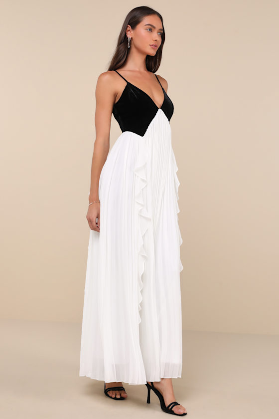 Envied Glamour Black and White Pleated Backless Maxi Dress 4