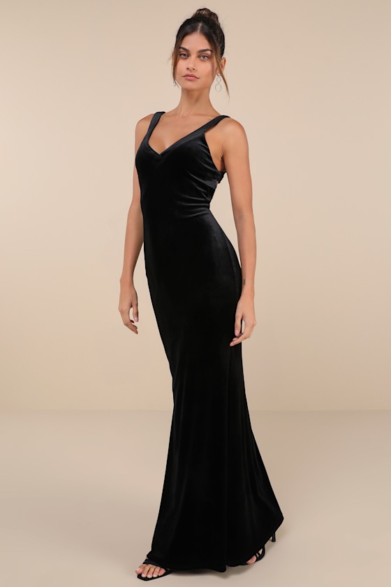 Lulus Perfectly Classy Black Velvet Strappy Maxi Dress In Black