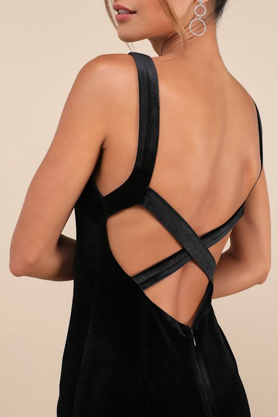 Lulus Perfectly Classy Black Velvet Strappy Maxi Dress In Black