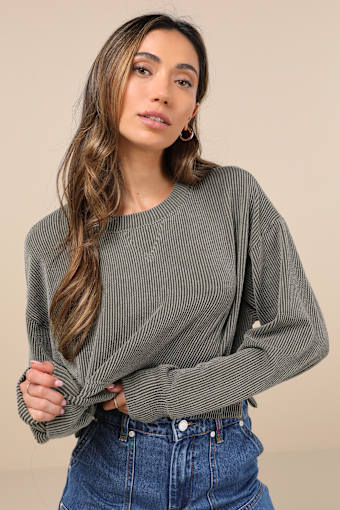 Relaxed Attitude Olive Textured Ribbed Long Sleeve Crop Top 2