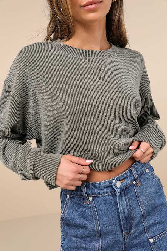 Lulus Relaxed Attitude Olive Textured Ribbed Long Sleeve Crop Top In Green
