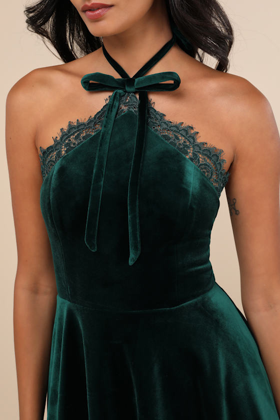 Lulus Ever So Charming Emerald Velvet Lace Halter Skater Mini Dress In Green