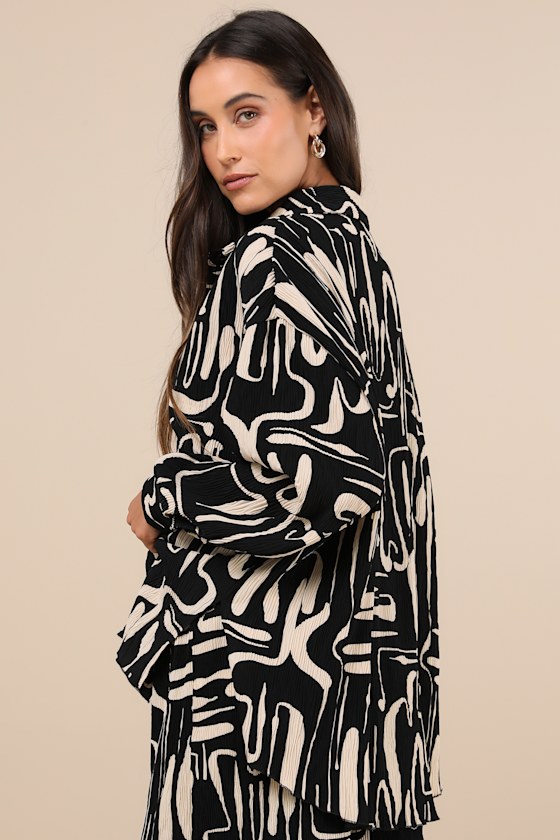 Tia Black and Beige Abstract Print Plisse Button-Up Top 5