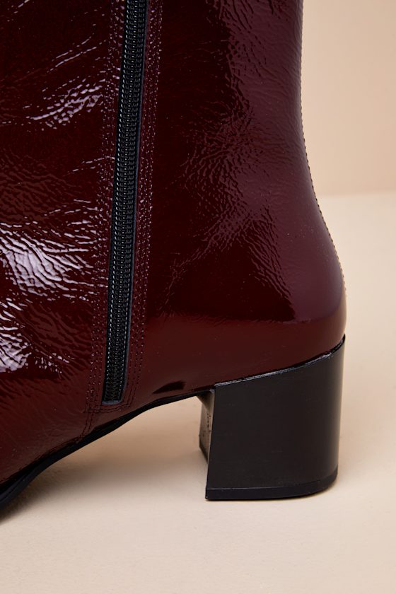 VAGABOND SHOEMAKERS GISELLE CHERRY PATENT LEATHER POINTED-TOE ANKLE BOOTS