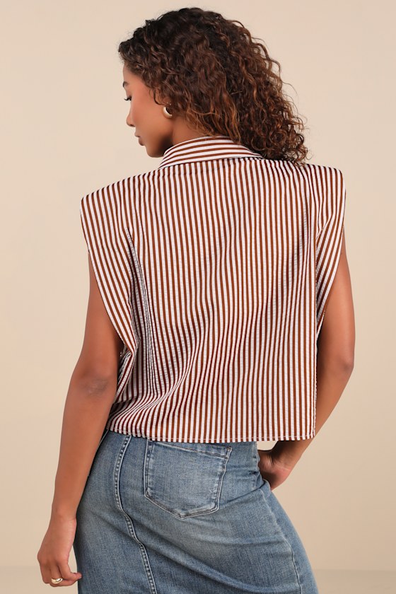 Astr Elswyth Padded-shoulder Shirt Top In Brown