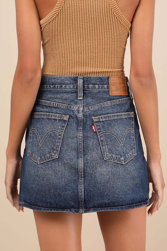 Levi's Icon Dark Wash Denim Mini Skirt In Blue