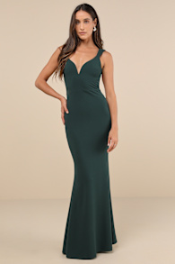 Alluring Temptation Emerald Backless Ruched Mermaid Maxi Dress 4