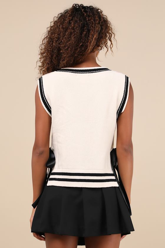 Coquette Cues Cream Cable Knit Ribbon Bow Side-Tie Sweater Vest 2