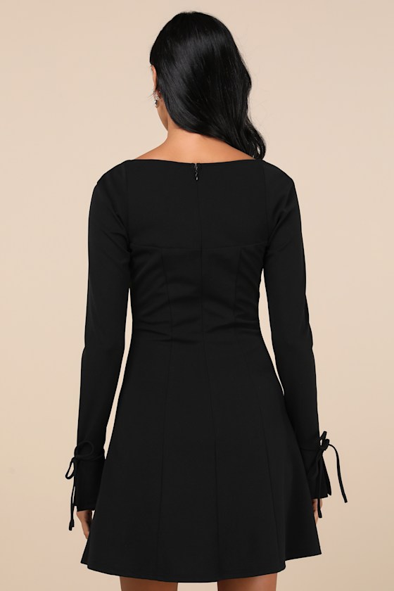 black long sleeve tie waist dress