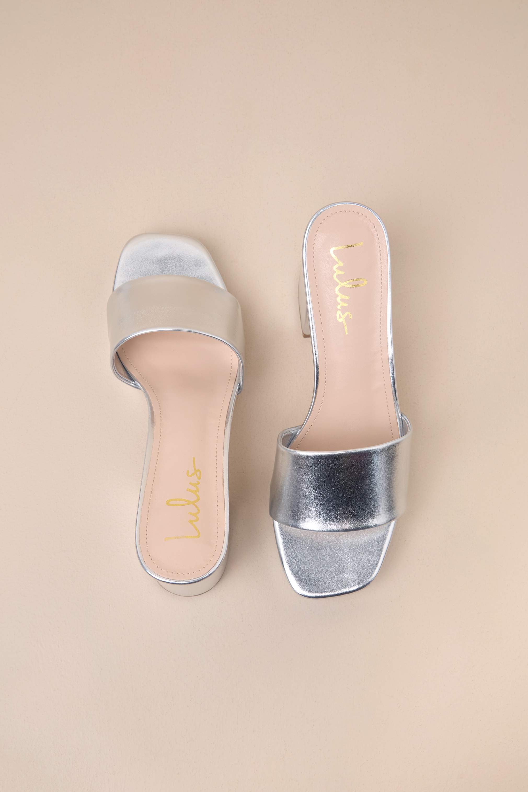 Cute Dresses, Tops, Shoes & Clothing for Women
