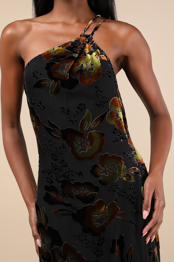 Lulus Ethereal Entrance Black Velvet Burnout One-shoulder Maxi Dress In Black