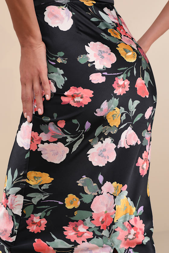 Lulus Glorious Energy Black Floral Print Satin High-rise Maxi Skirt In Black