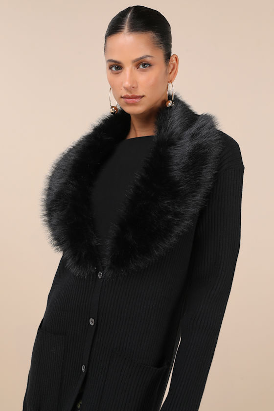Lulus Effortlessly Lavish Black Ribbed Faux Fur Collared Coatigan In Black