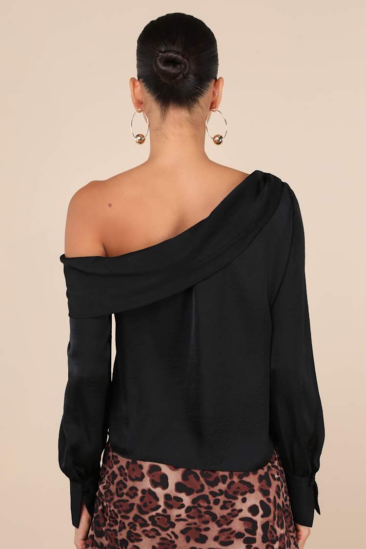 Classy Mood Black Satin One-Shoulder Long Sleeve Top
