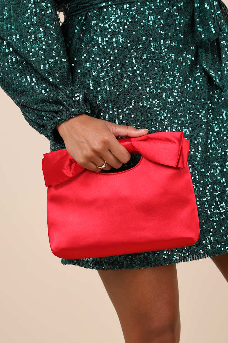 Total Romantic Red Satin Bow Clutch