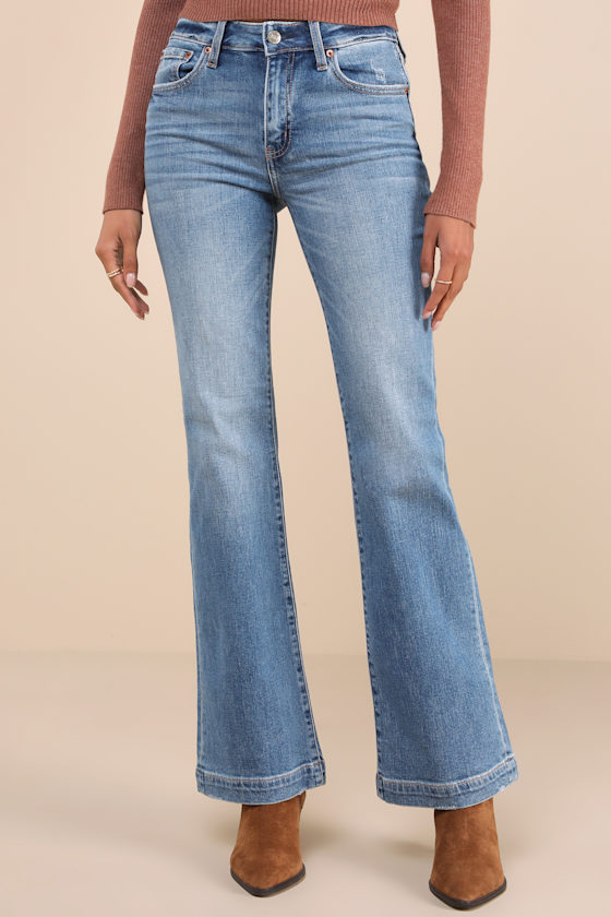 Daze Denim Heartbreaker Medium Wash Mid-rise Denim Flare Jeans In Blue