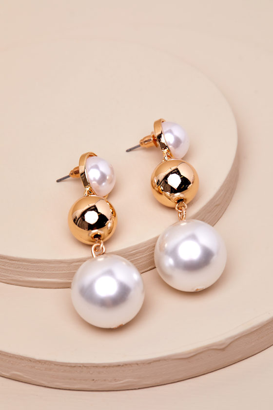 Gold pearl statement earrings sales