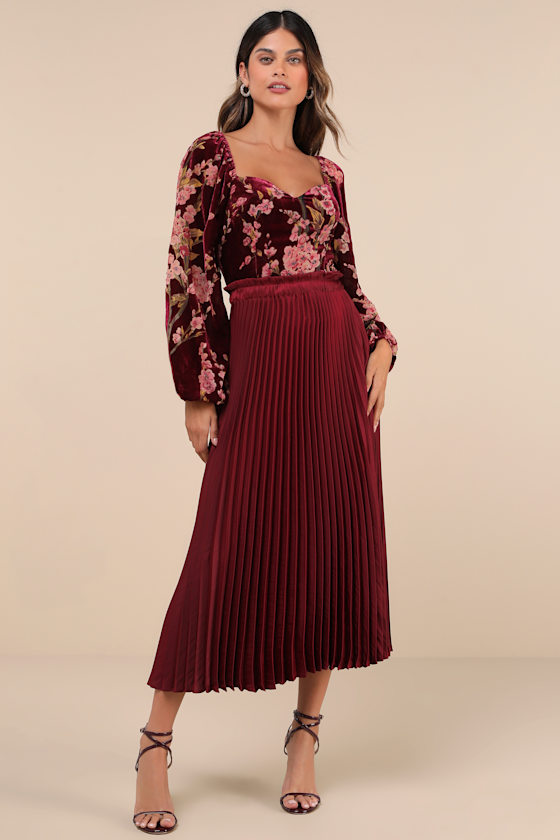 Lulus Luxe Romance Burgundy Velvet Floral Burnout Long Sleeve Bodysuit In Burgundy