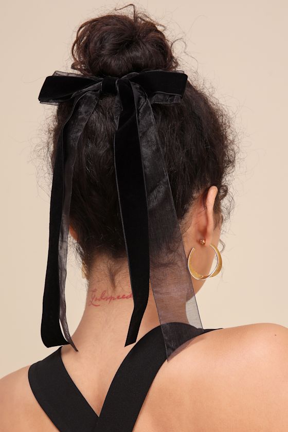 Pristine Existence Black Velvet Ribbon Bow Hair Clip 1