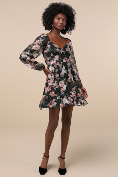 70s Inspired Clothing Trend - 70s Dresses & Outfits - Lulus
