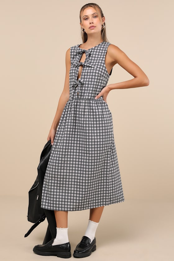 Motel Prelith Black Gingham Tie-front Midi Dress In Black