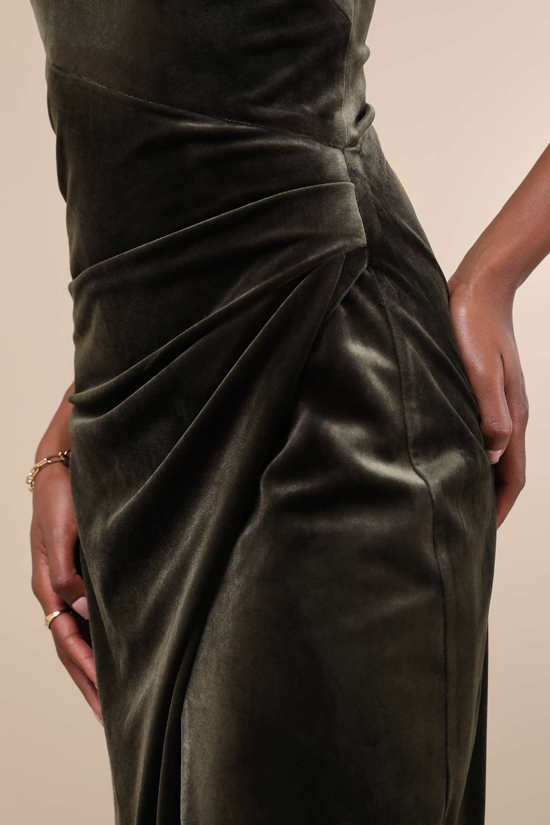 Elegant Era Olive Green Velvet One-Shoulder Maxi Dress