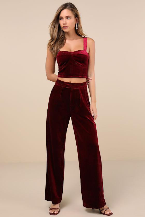 Blanknyc Sneak Peak Burgundy Velvet Bustier Crop Top In Burgundy