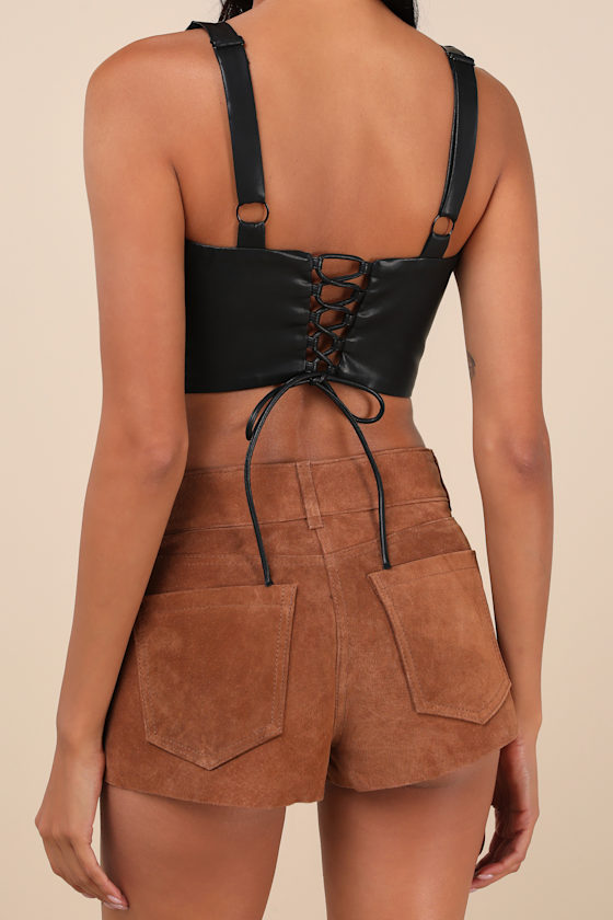 BLANKNYC FORTUNE COOKIE BROWN SUEDE SHORTS 