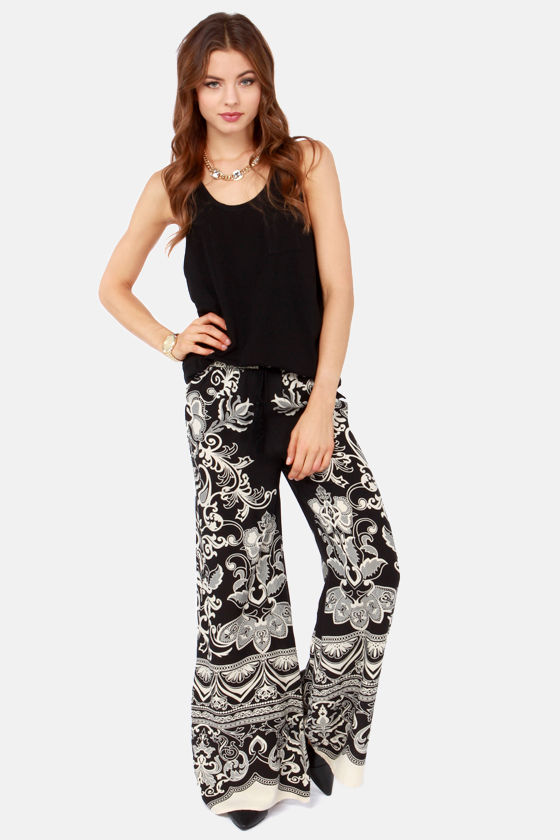 wide leg patterned pants