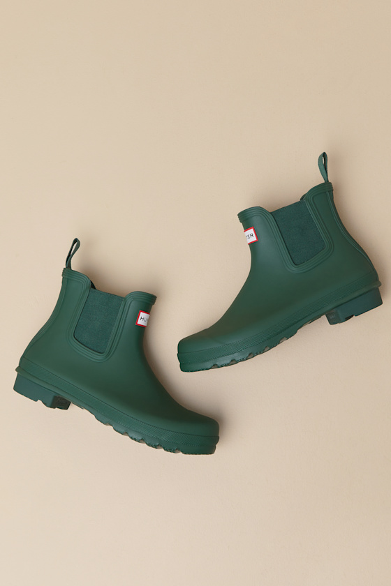 Hunter Play Short Faux Shearling Lined Waterproof Rain Boot In Green