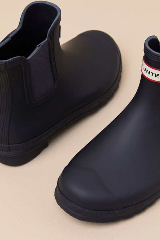 Hunter Original Waterproof Chelsea Rain Boot In Navy