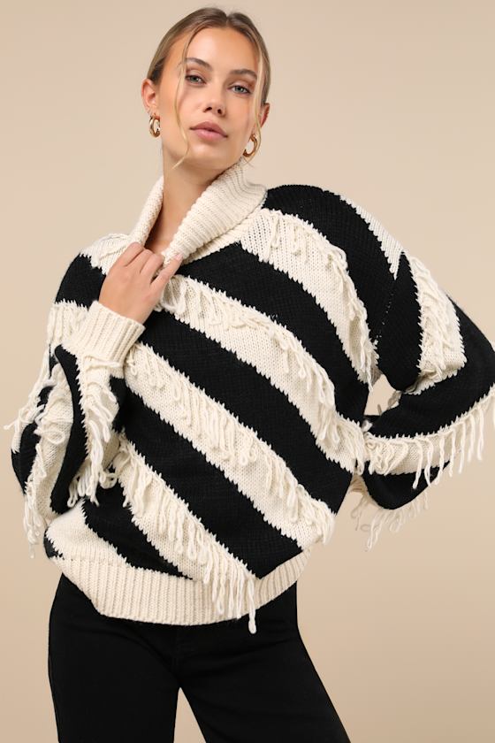 Comfy Concept Ivory and Black Striped Fringe Sweater 1
