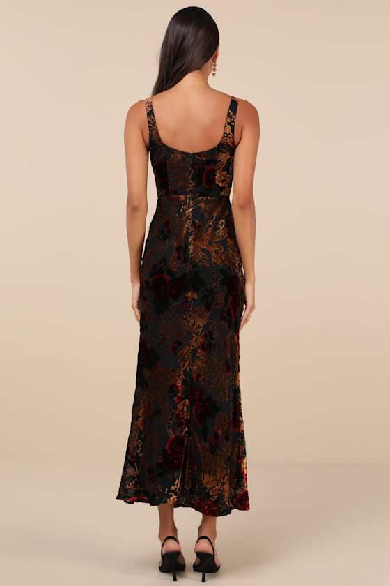 Effortlessly Refined Black Velvet Burnout Maxi Dress 3
