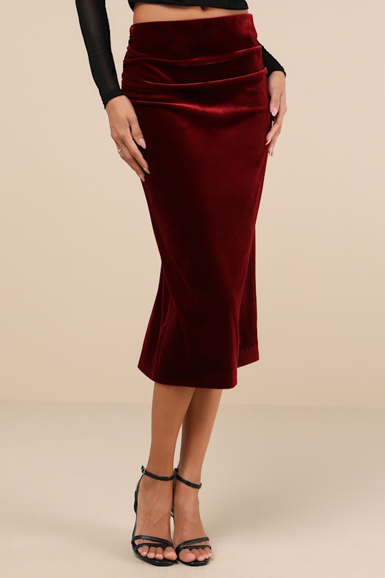 Wine Red Velvet Ruched Midi Skirt Womens Medium Available in L Lulus Holiday