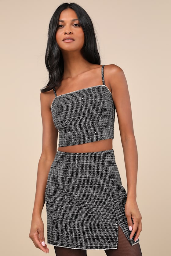 Charismatically Cute Black Tweed Rhinestone Sleeveless Crop Top 2