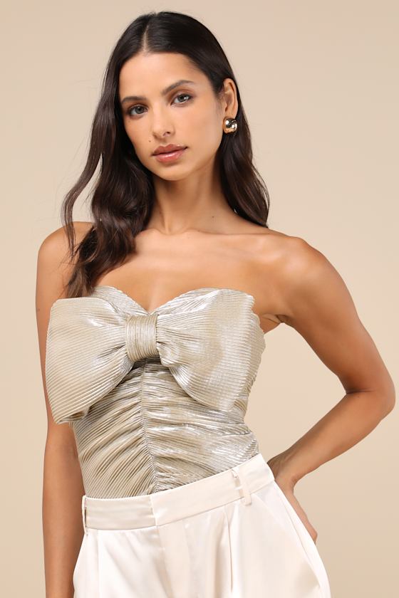 Lulus Fashionista Flair Shiny Champagne Bow Strapless Top In Champagne
