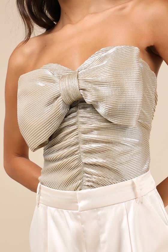 Lulus Fashionista Flair Shiny Champagne Bow Strapless Top In Champagne