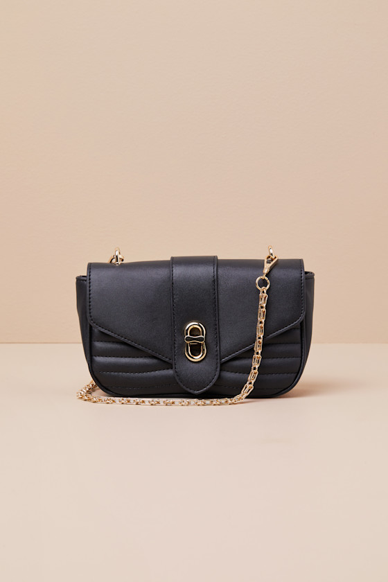 Nayla Black Quilted Chain Shoulder Bag 2