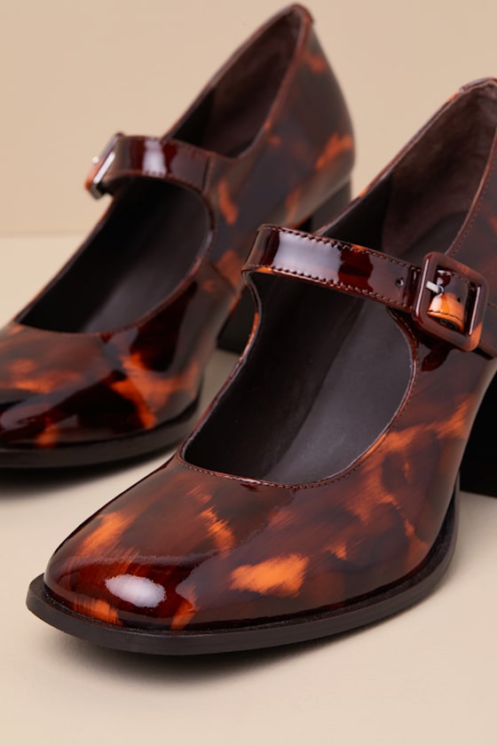 SEYCHELLES PLAY PRETEND TORTOISE BROWN PATENT MARY JANE PUMPS