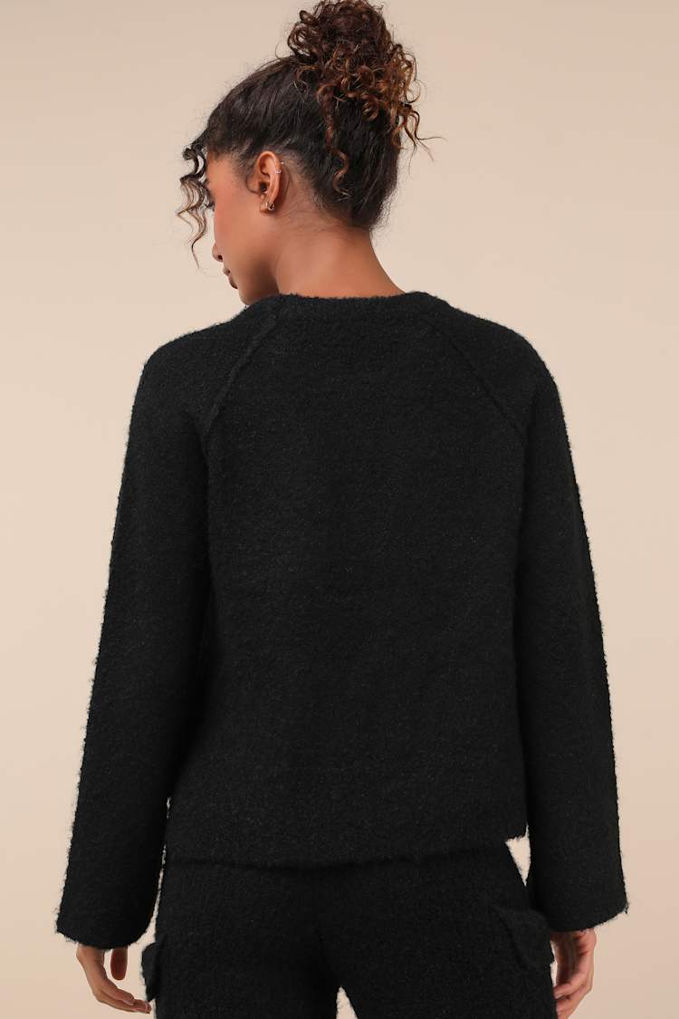 Signature Sunday Black Raglan Sleeve Pullover Sweater
