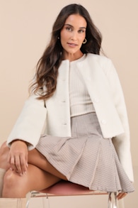 Perfectly Toasty White Fuzzy Cropped Jacket 3