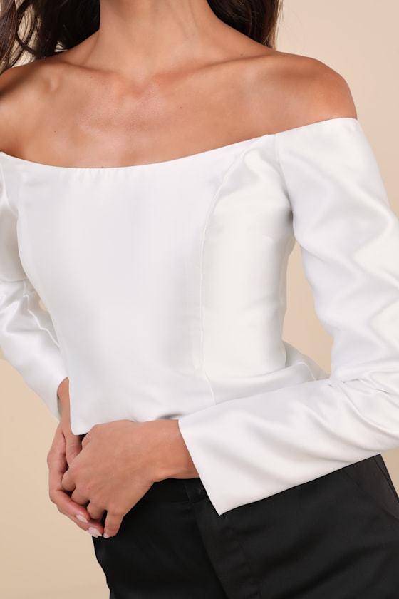 LULUS WHIMSICALLY ALLURING WHITE OFF-THE-SHOULDER CROP TOP