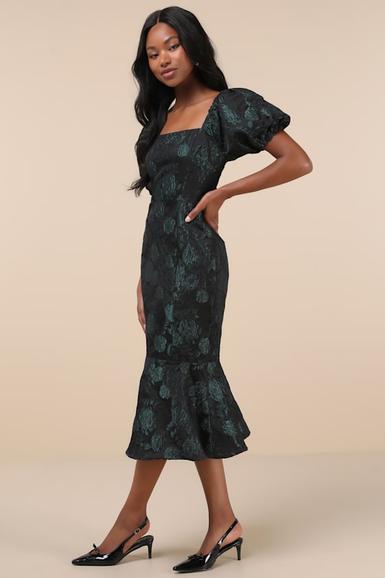 Lulus Majorly Fabulous Black And Emerald Trumpet Midi Dress In Black