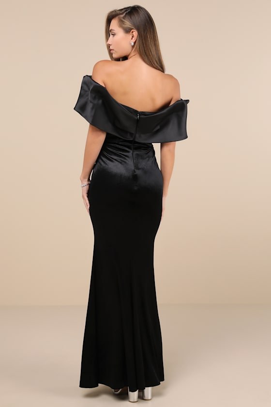 Coveted Luxury Black Velvet Off-the-Shoulder Maxi Dress 2