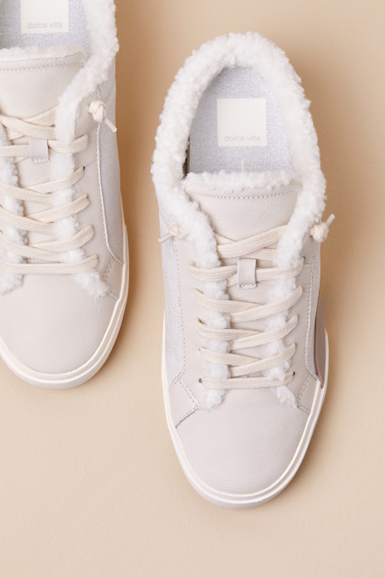 Dolce Vita Women s Zantel Sneaker Off White Crackled Leather 7