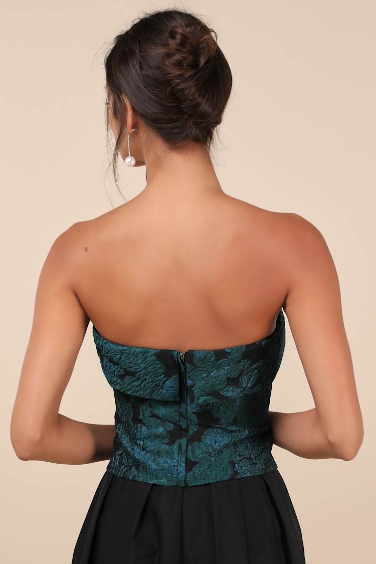 Cute Dresses, Tops, Shoes & Clothing for Women