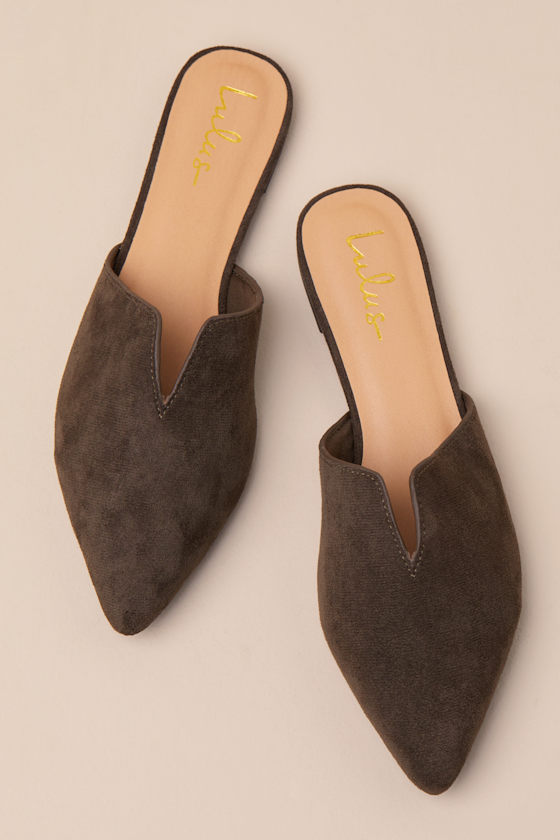 LULUS JAELYN DARK GREY SUEDE POINTED-TOE SLIDES 